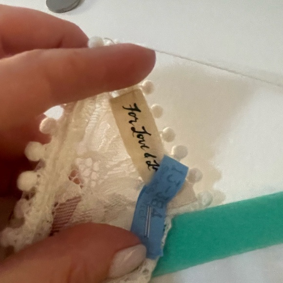 White Lace Backless For Love and Lemons Dress - Picture 11 of 11